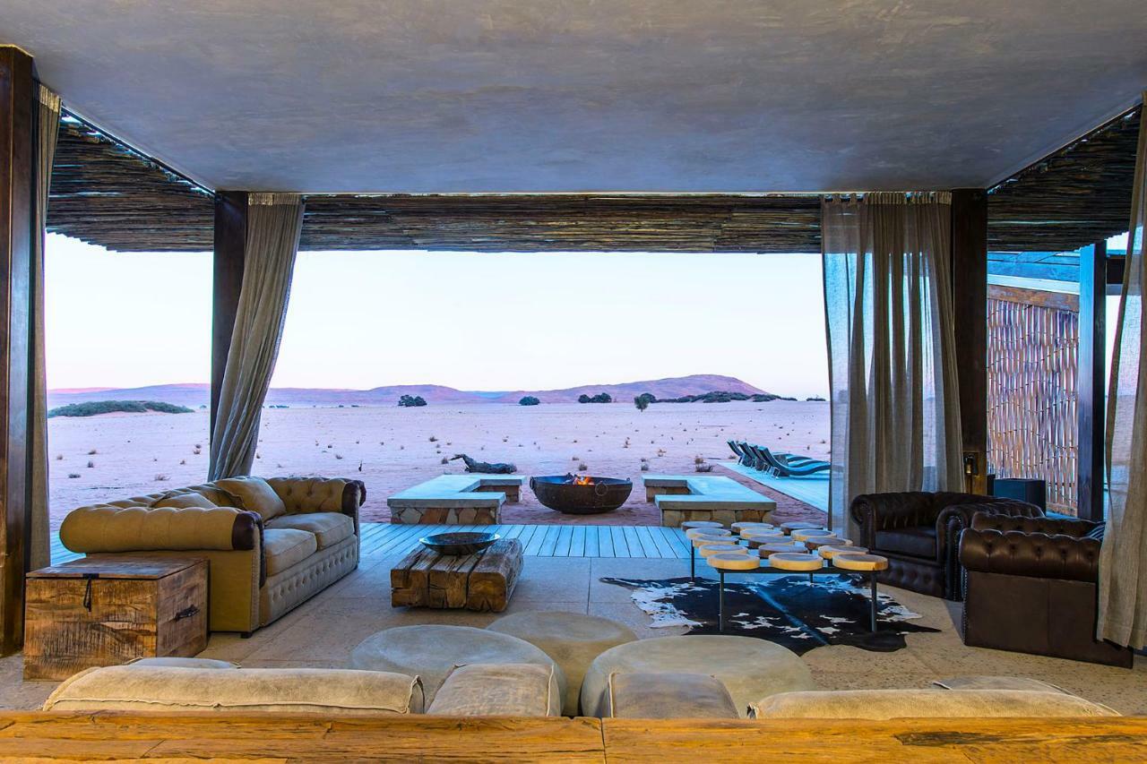 Dead Valley Lodge Сесрием Экстерьер фото