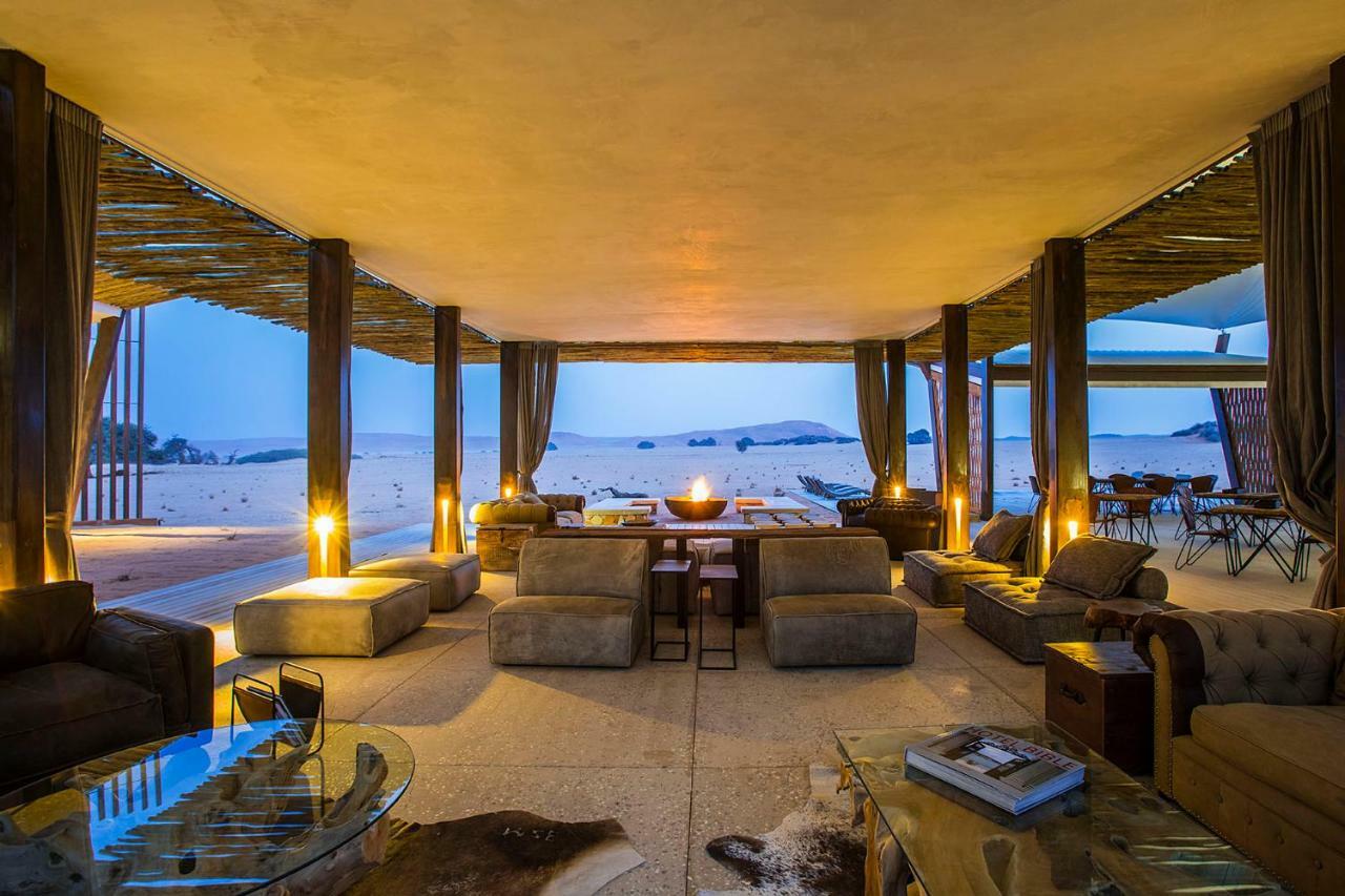 Dead Valley Lodge Сесрием Экстерьер фото